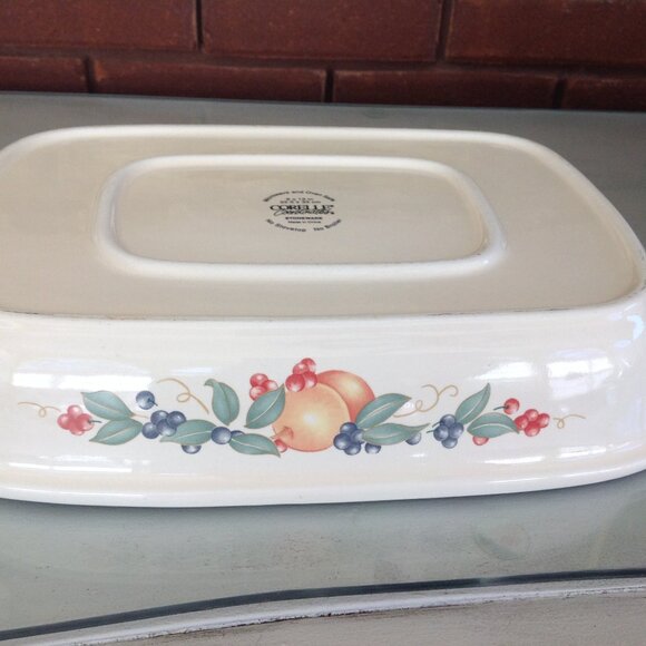 3 Qt. ( 9" x 13") Corelle Stoneware Baking Dish "Abundance Pattern" - Picture 4 of 5